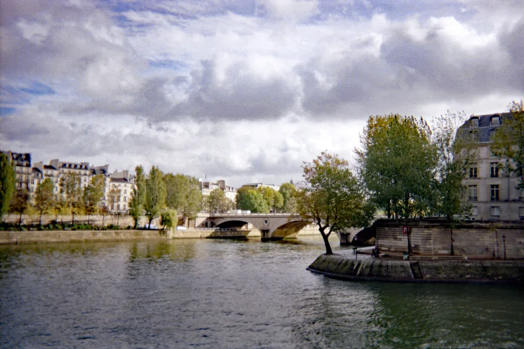 Paris River Seine from Quai aux Fleurs
